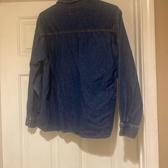 Levi’s Red Tab Jeans Denim Button Down Shirt Size Small - Picture 5 of 6